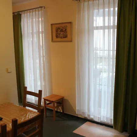 Horni Namesti Apartman